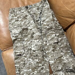 Digital Camp Yrousers